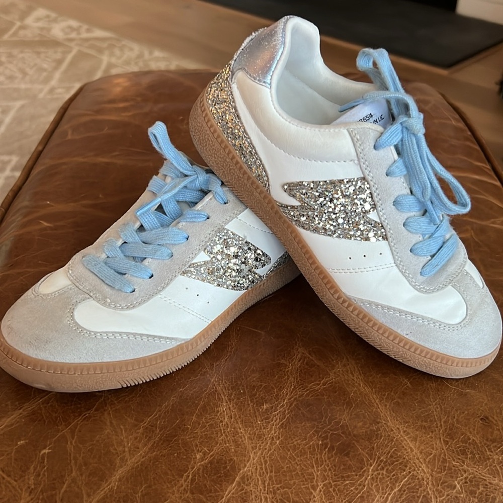 Steve Madden Kids Trio White Sneaker